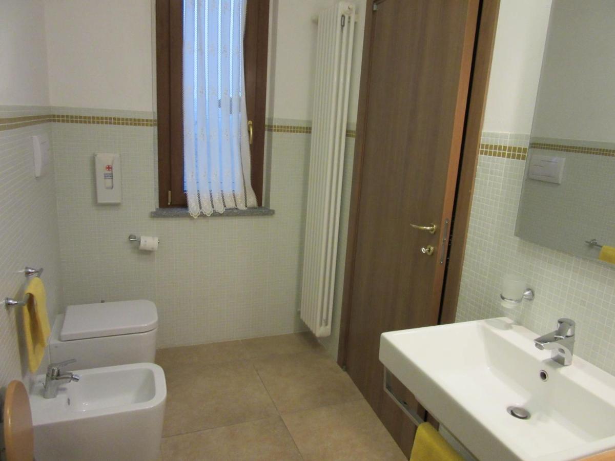 Bed and Breakfast Gli Acini Pietra dei Giorgi Exterior foto